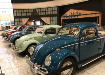 Exposição reúne Fuscas produzidos entre 1960 e 1994 